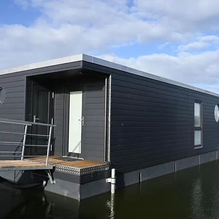 Hausboot Kajuete Am Nixensteg Am Wangermeer Mit Hund *