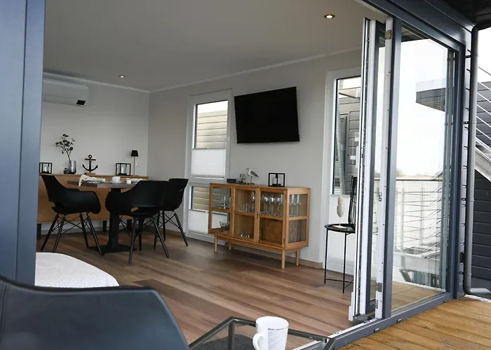 Hausboot Kajuete Am Nixensteg Am Wangermeer Mit Hund Botel *